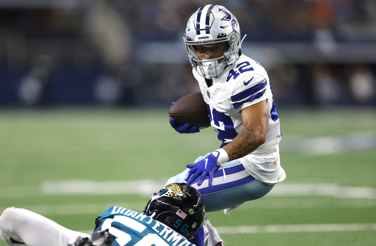 Dallas Cowboys Running Back Placed On Injured Reserve - The Spun