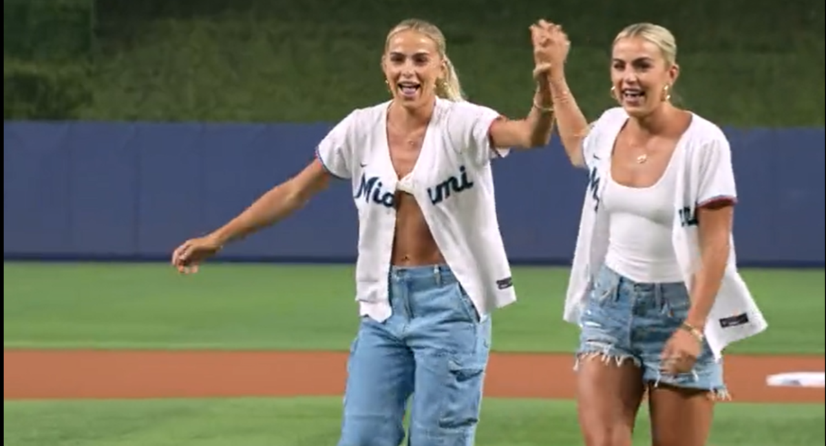 The Cavinder Twins Threw Out The 1st Pitch At An MLB Game Monday - The ...
