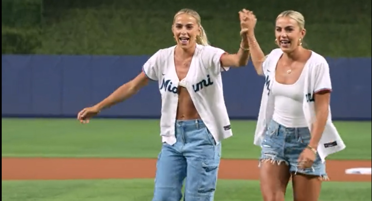 The Cavinder Twins Threw Out The 1st Pitch At An MLB Game Monday - The Spun