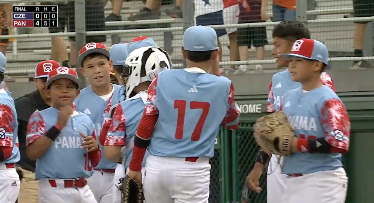 Fans Celebrating No-Hitter At Little League World Series On Wednesday ...