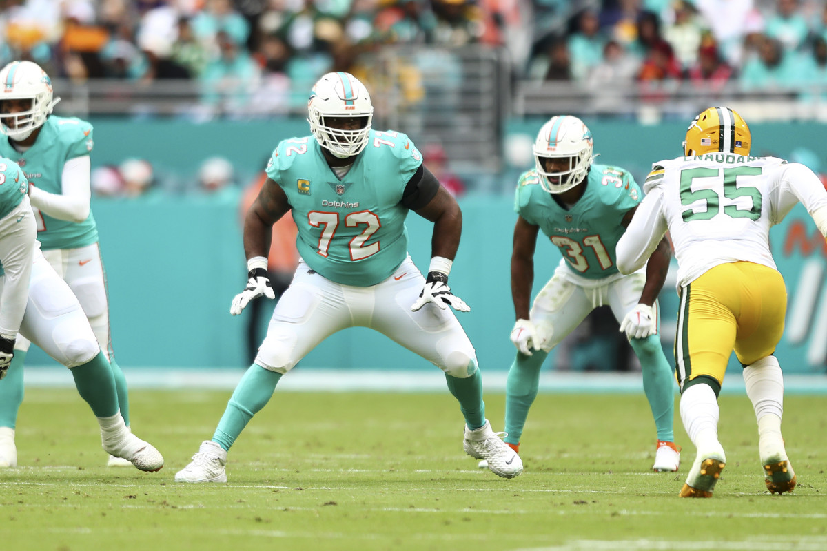 Dolphins Star Jalen Ramsey Carted Off The Field On Thursday - The