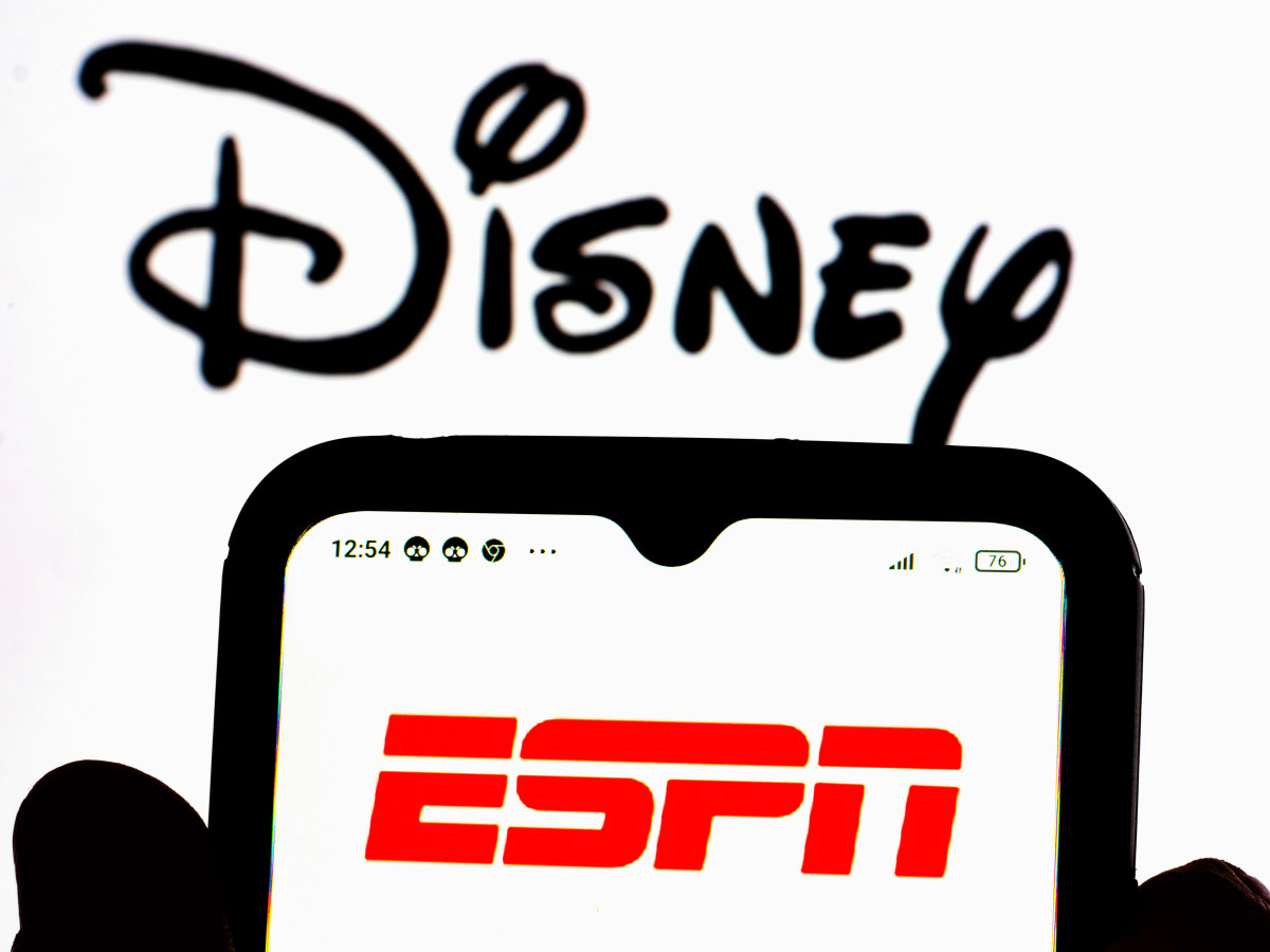 Latest TV blow for sports fans: No ESPN for 15 million cable customers