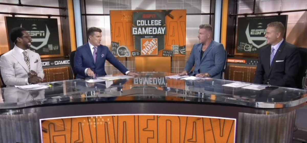 College GameDay Announces Special Guest Picker For Week 2 The Spun