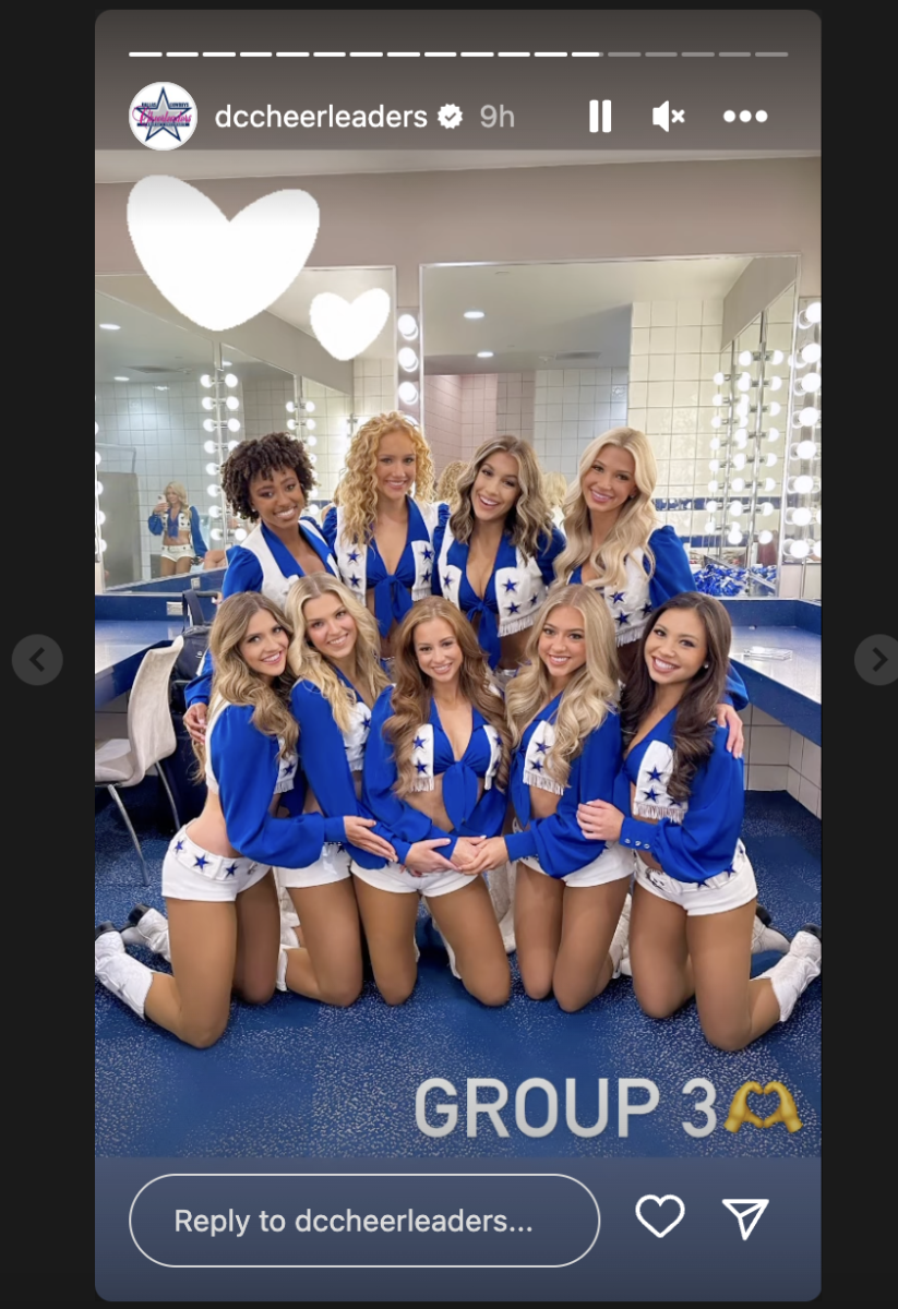 Dallas Cowboys cheerleaders greet fans at Portland senior center