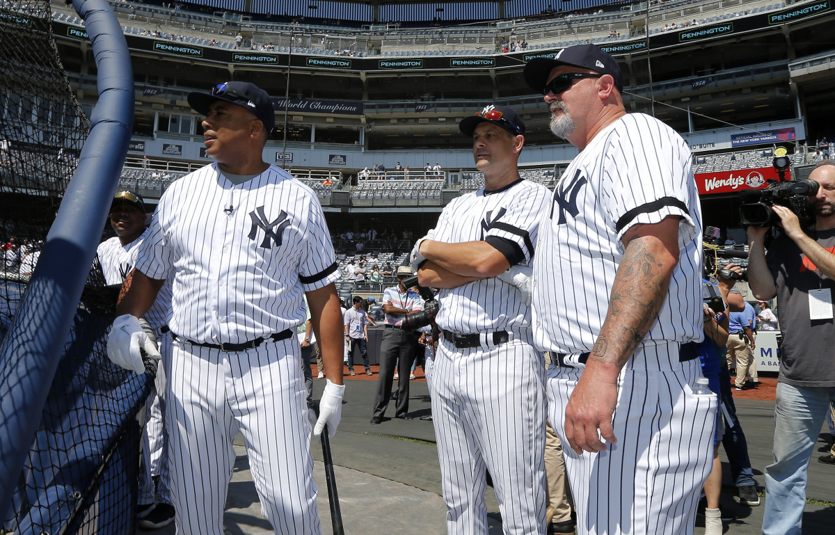 An Inside Look of a New York Yankees Game From a Suite