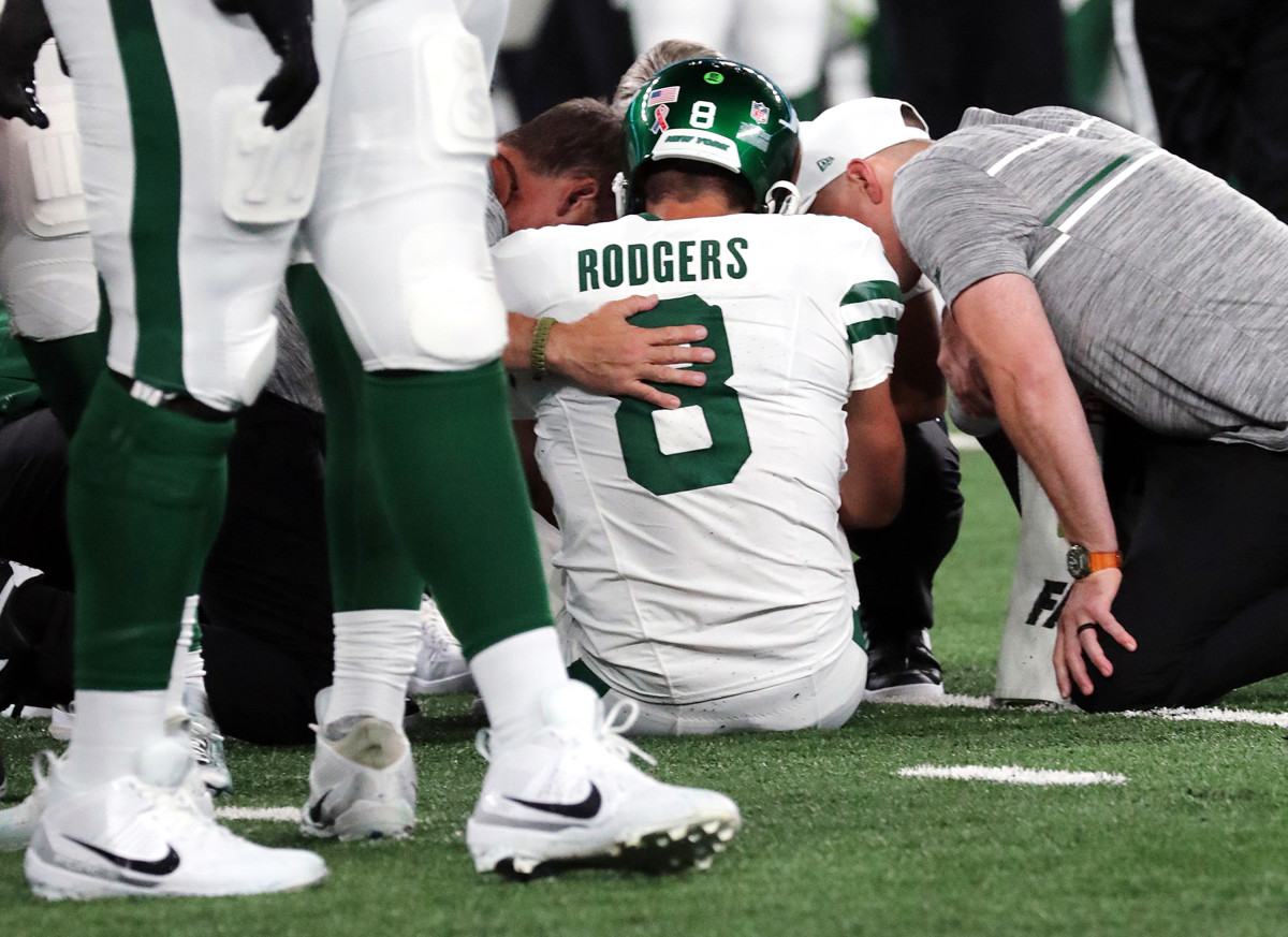 MRI confirms Jets' worst fears on QB Aaron Rodgers