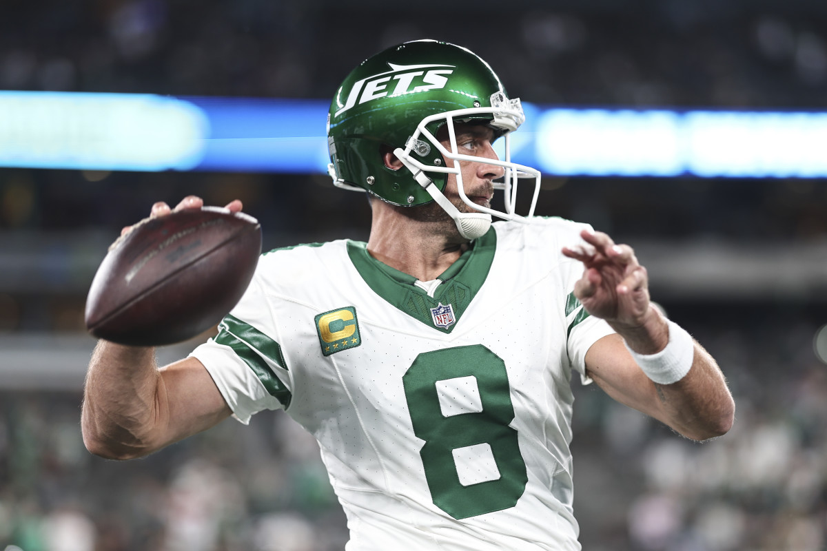 NFL Fans Are Loving The Jets' New Uniform For 2023 Season - The Spun:  What's Trending In The Sports World Today