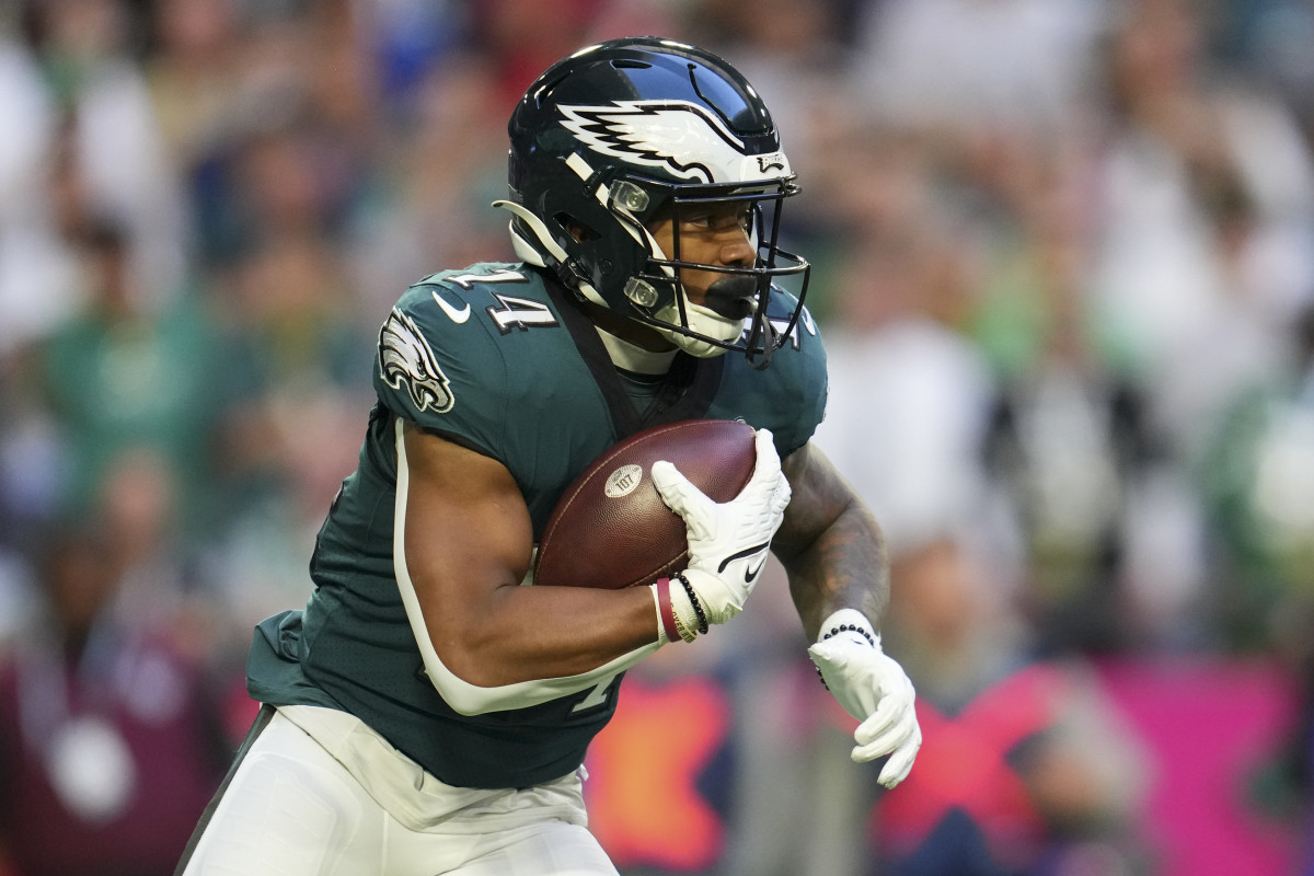 Kenneth Gainwell: Philadelphia Eagles running back on living