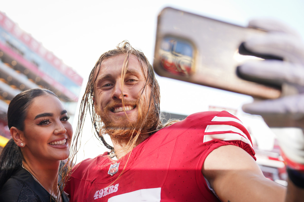 NFL Fans Were Obsessed With George Kittle's Wife's Outfit Sunday - The  Spun: What's Trending In The Sports World Today