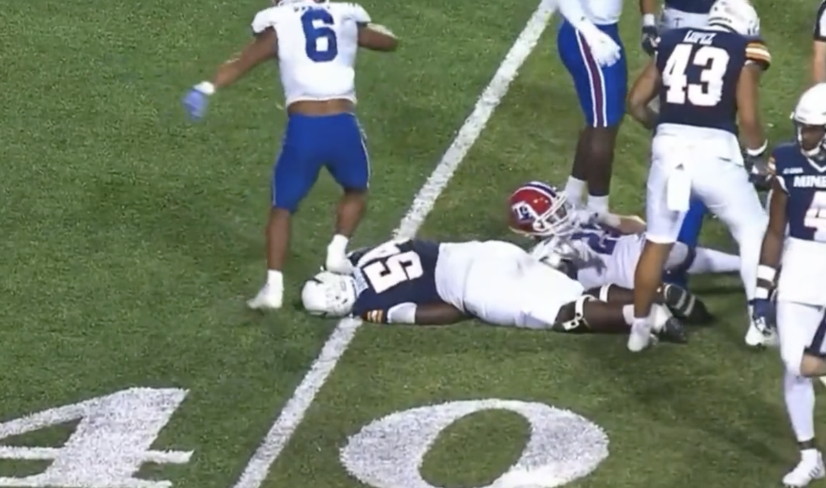 Louisiana Tech Linebacker Intentionally Steps On UTEP Offensive Lineman ...