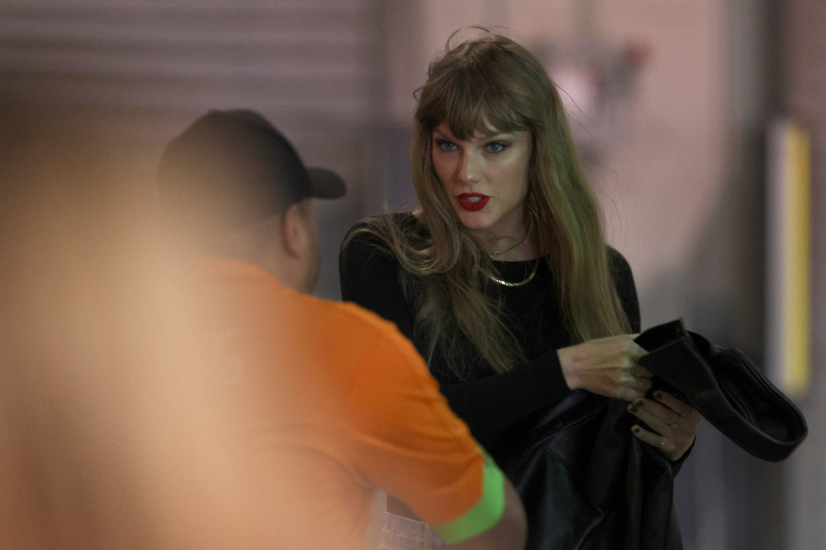 Taylor Swift has arrived in MetLife Stadium 