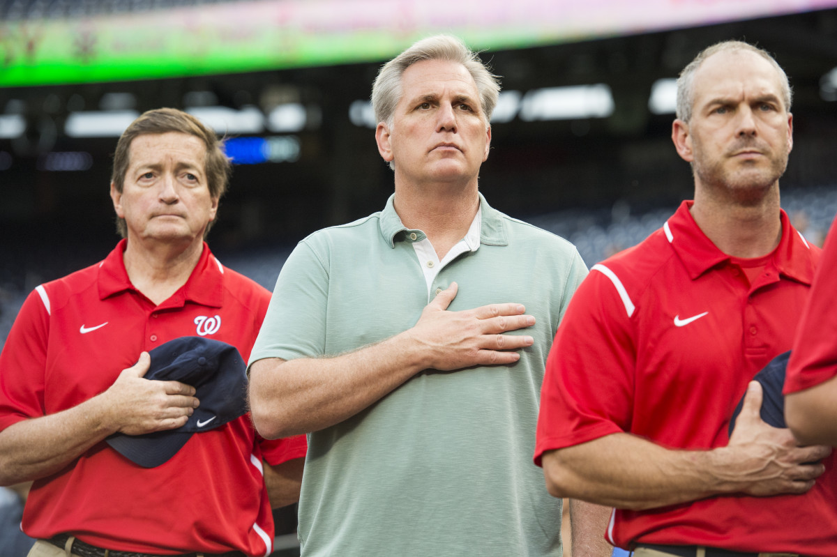 Fans React To ABC Interrupting Playoff Baseball Game On Tuesday - The Spun