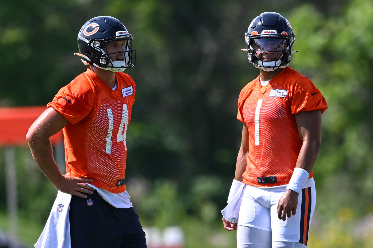 The Bears Will Wear An Orange Helmet For The First Time Ever