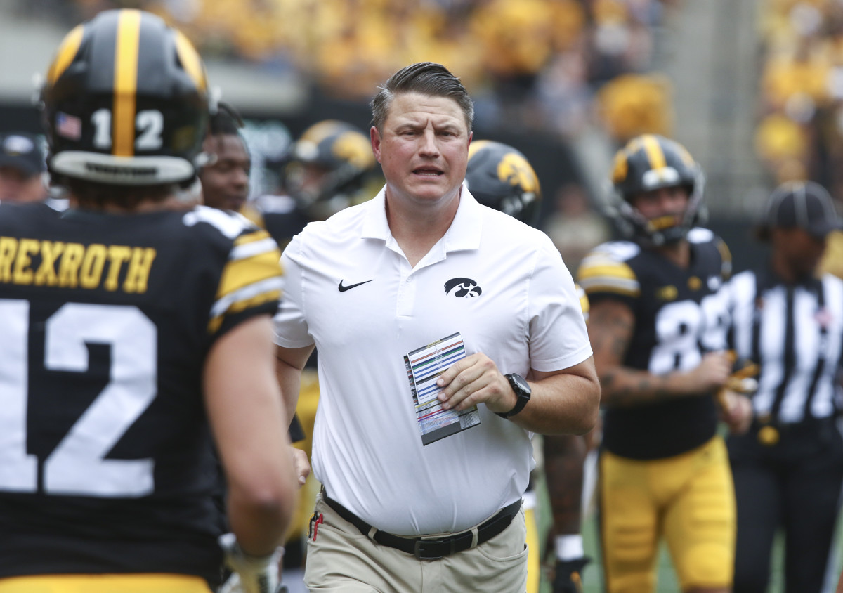 Iowa OC Brian Ferentz Was Livid After Controversial Fumble Call Vs ...