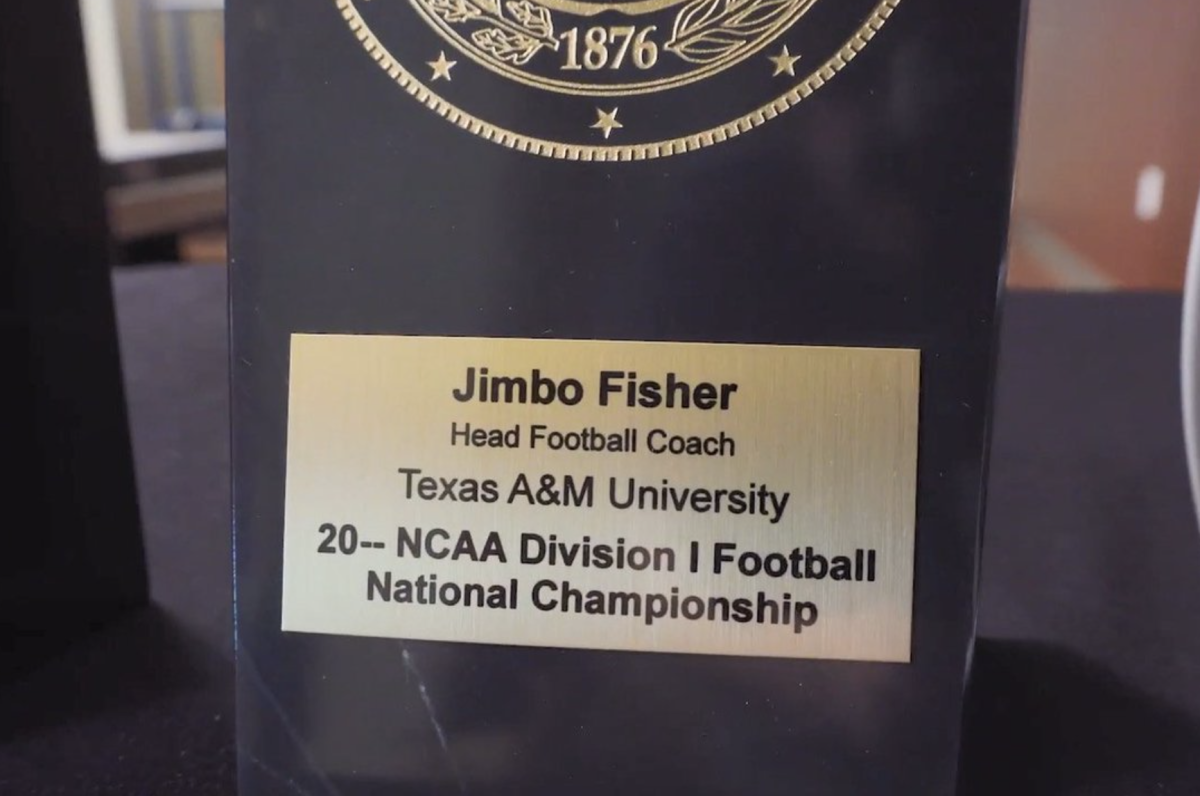 This Is Awkward: Jimbo Fisher Has A National Title Plaque At Texas A&M ...