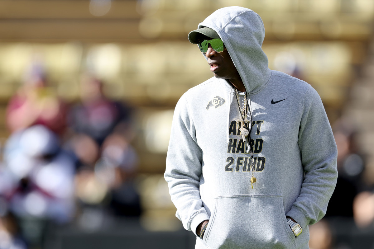 Shedeur Sanders Fires Back At Colorado Transfer Who Criticized His Dad ...