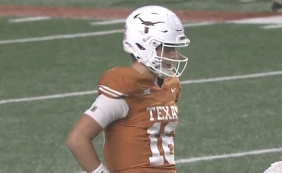 Video First Pass Of Arch Manning's Career Is Going Viral The Spun