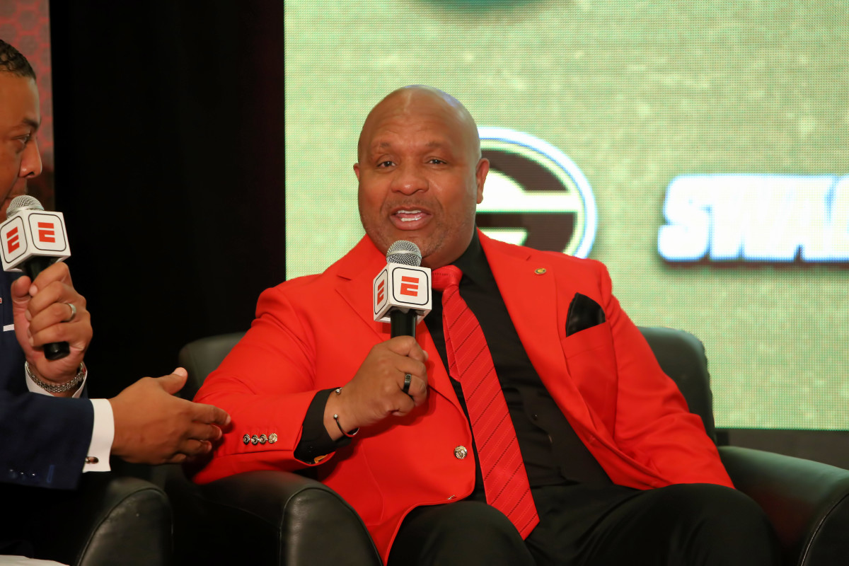 Report: Hue Jackson On Verge Of College Football Head Coaching Job ...