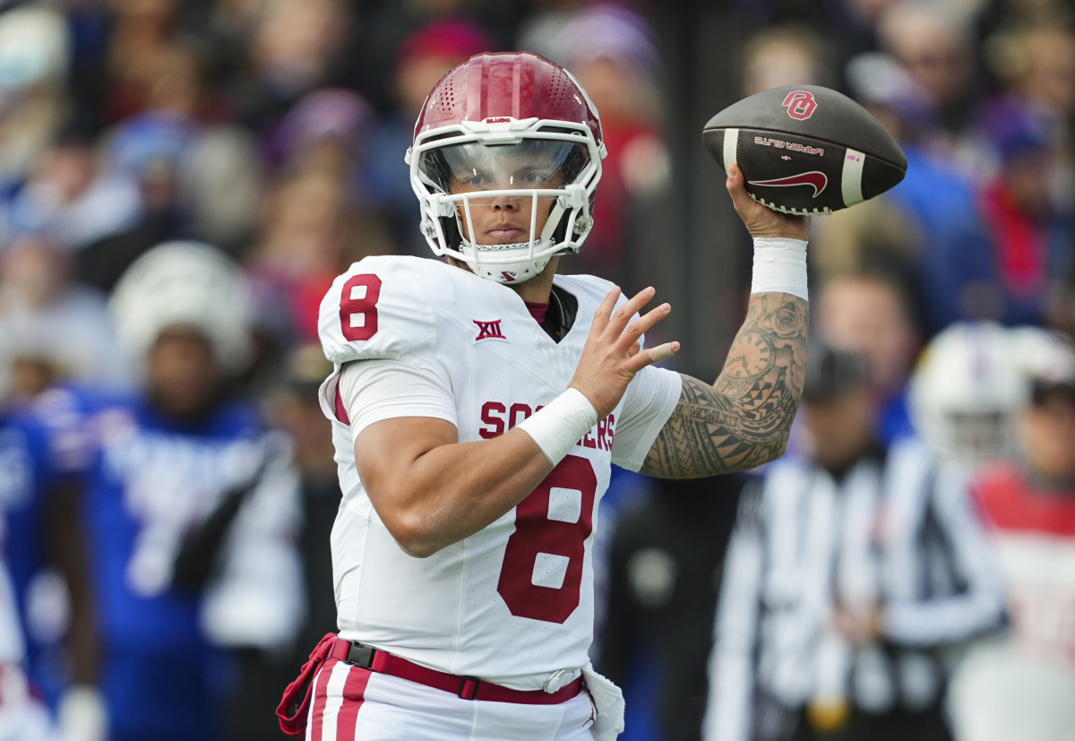 Former Oklahoma QB Dillon Gabriel transfers to Oregon to replace