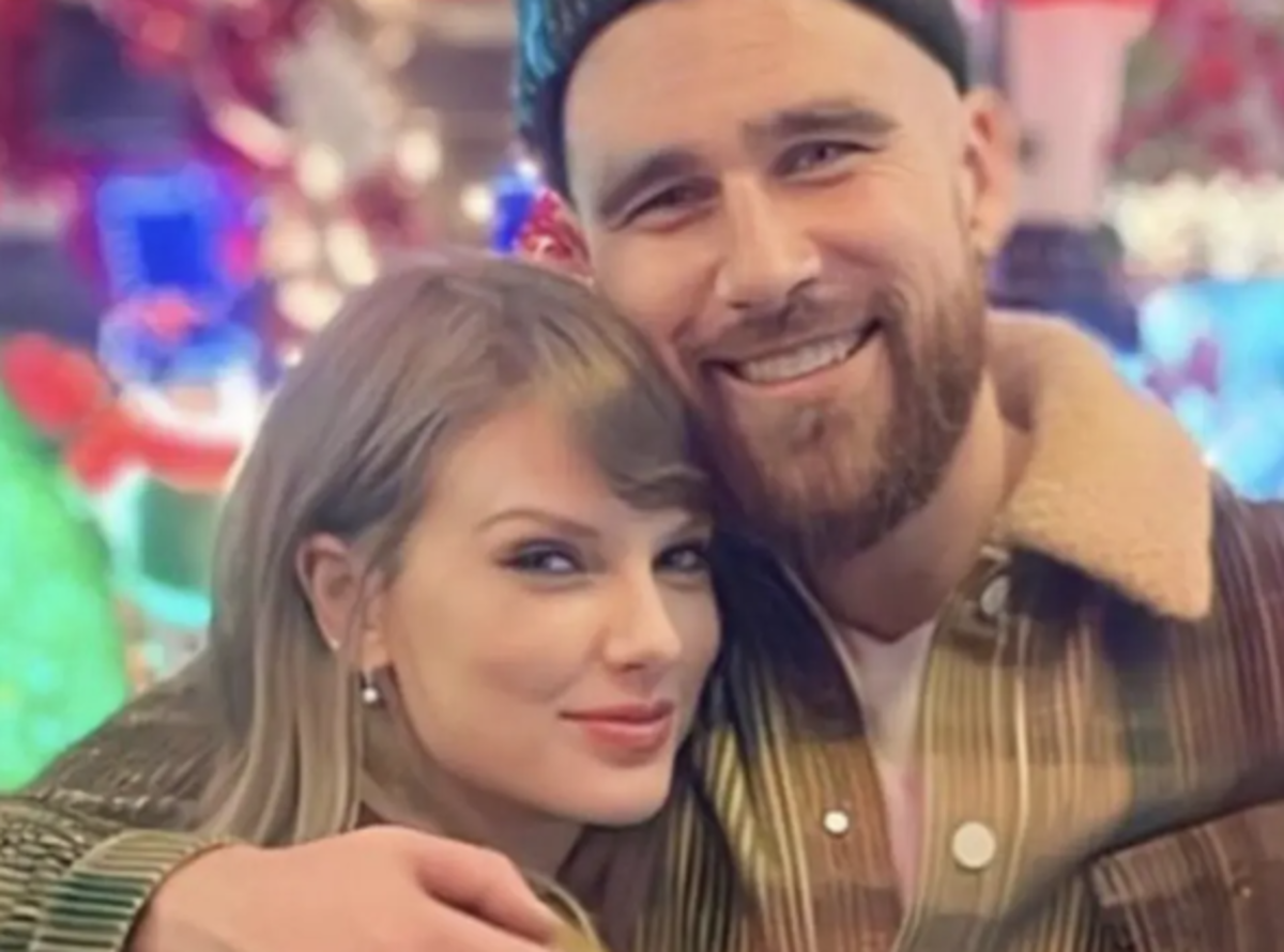 Entertainment Tonight Report About Travis Kelce Missing Taylor Swift's
