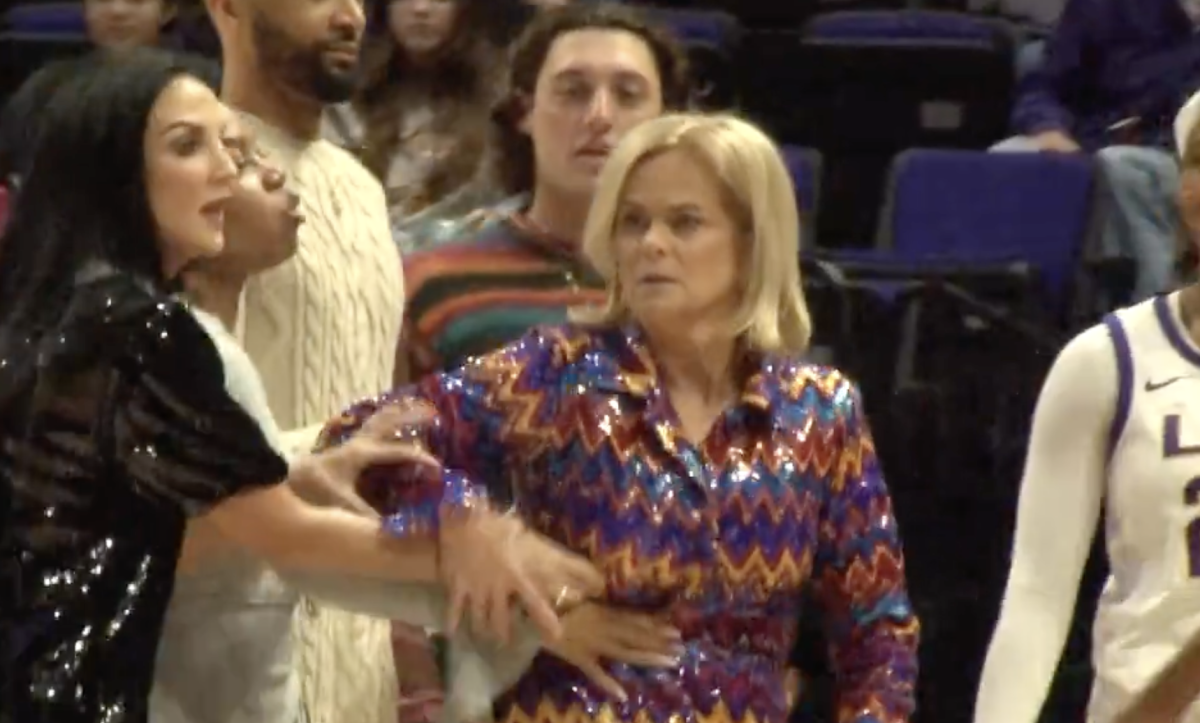 Video: Kim Mulkey Ejected From Blowout On Sunday - The Spun
