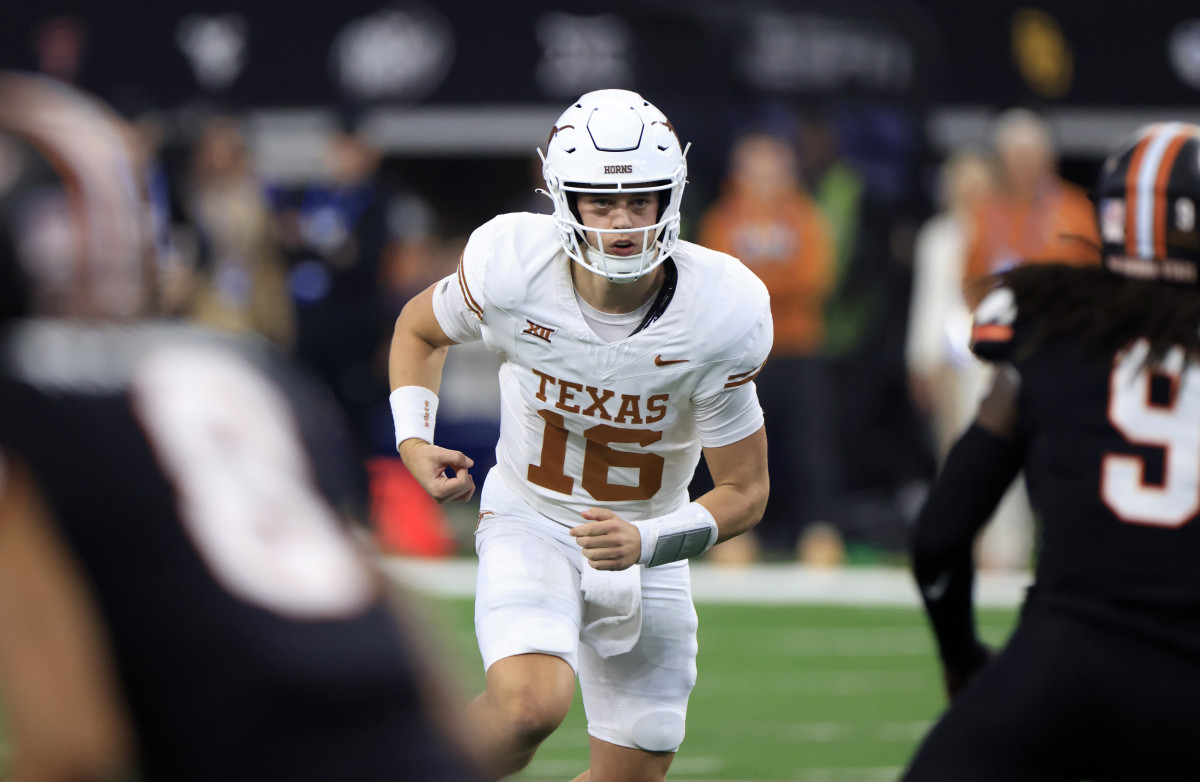 Fans Loved Arch Manning's One Snap, One Touchdown vs. Texas A&M - The Spun