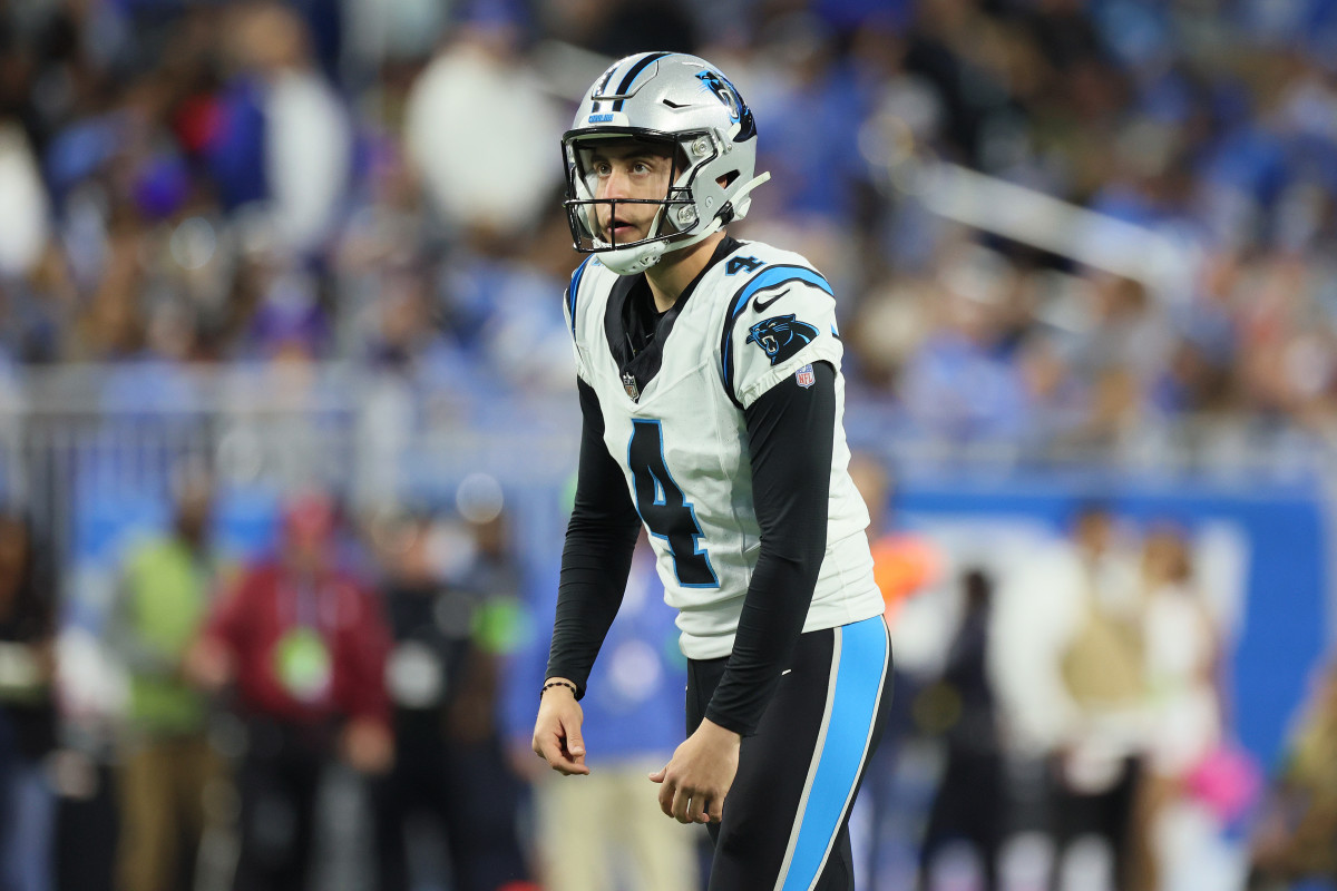 NFL Kicker Got Injured During Pregame Warmups On Sunday The Spun