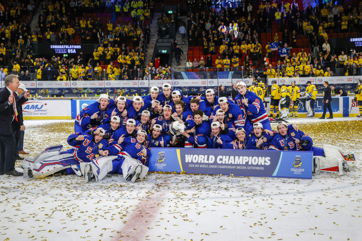 Video Of Team USA Singing National Anthem After Winning Gold Going