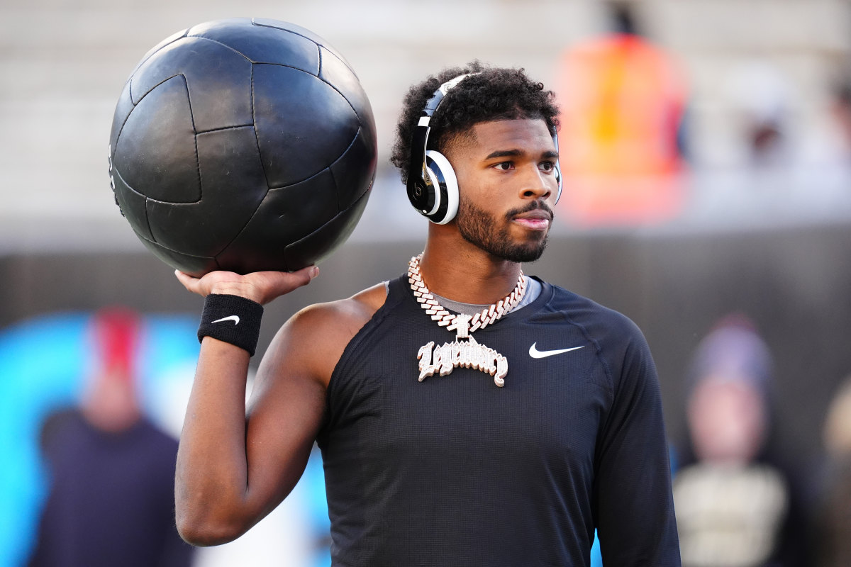 Video Of Shedeur Sanders Arriving To Browns Minicamp Goes Viral - The Spun