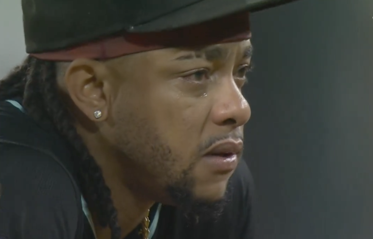 MLB Star Breaks Down in Tears After Fan's Despicable Comment - The Spun