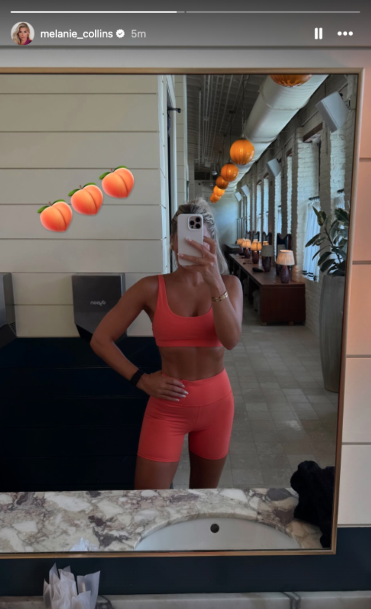 NFL sideline reporter Melanie Collins in workout gear.