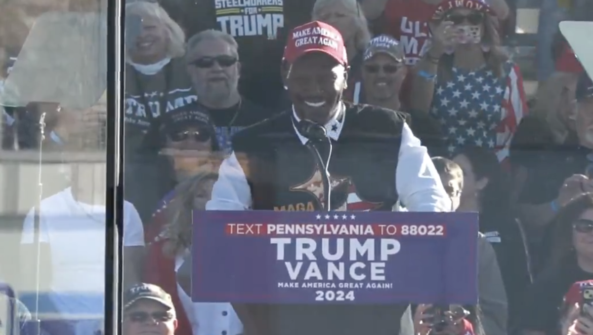 Former NFL Star Antonio Brown Speaking At Donald Trump Rally The Spun