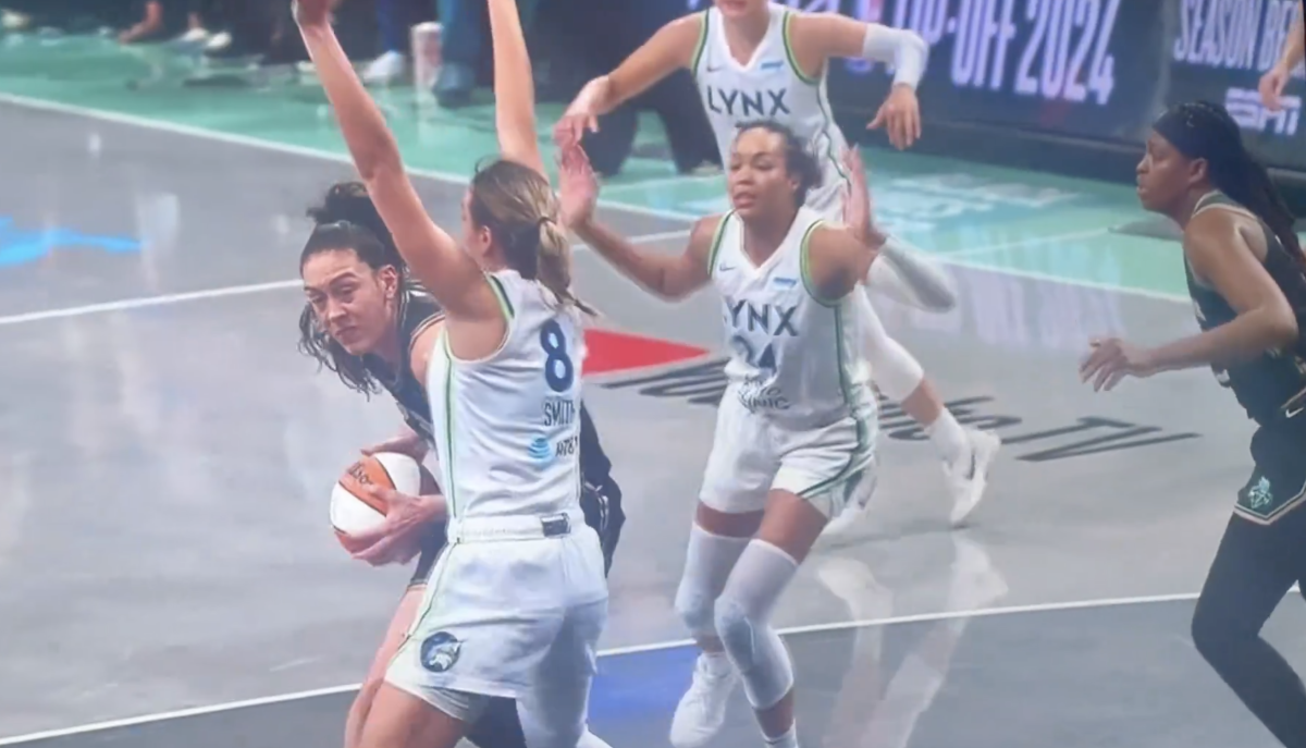 Liberty vs. Lynx.