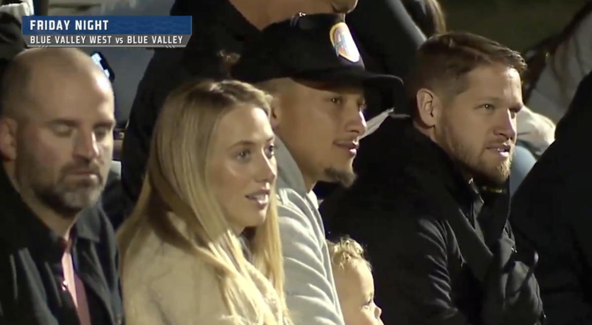 NFL On FOX Accused Of Stealing Local Reporter's Video The Spun