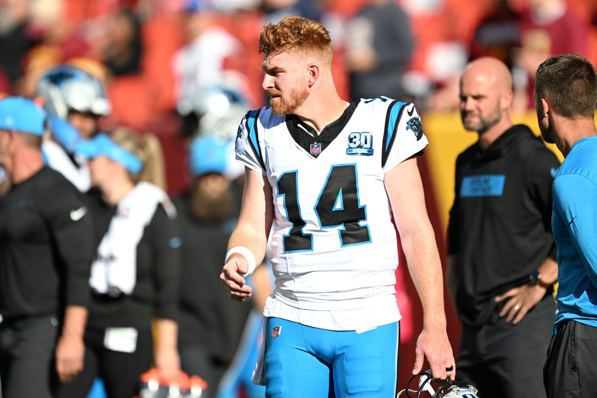 Panthers Quarterback Andy Dalton, Family Involved In Car Accident - The Spun