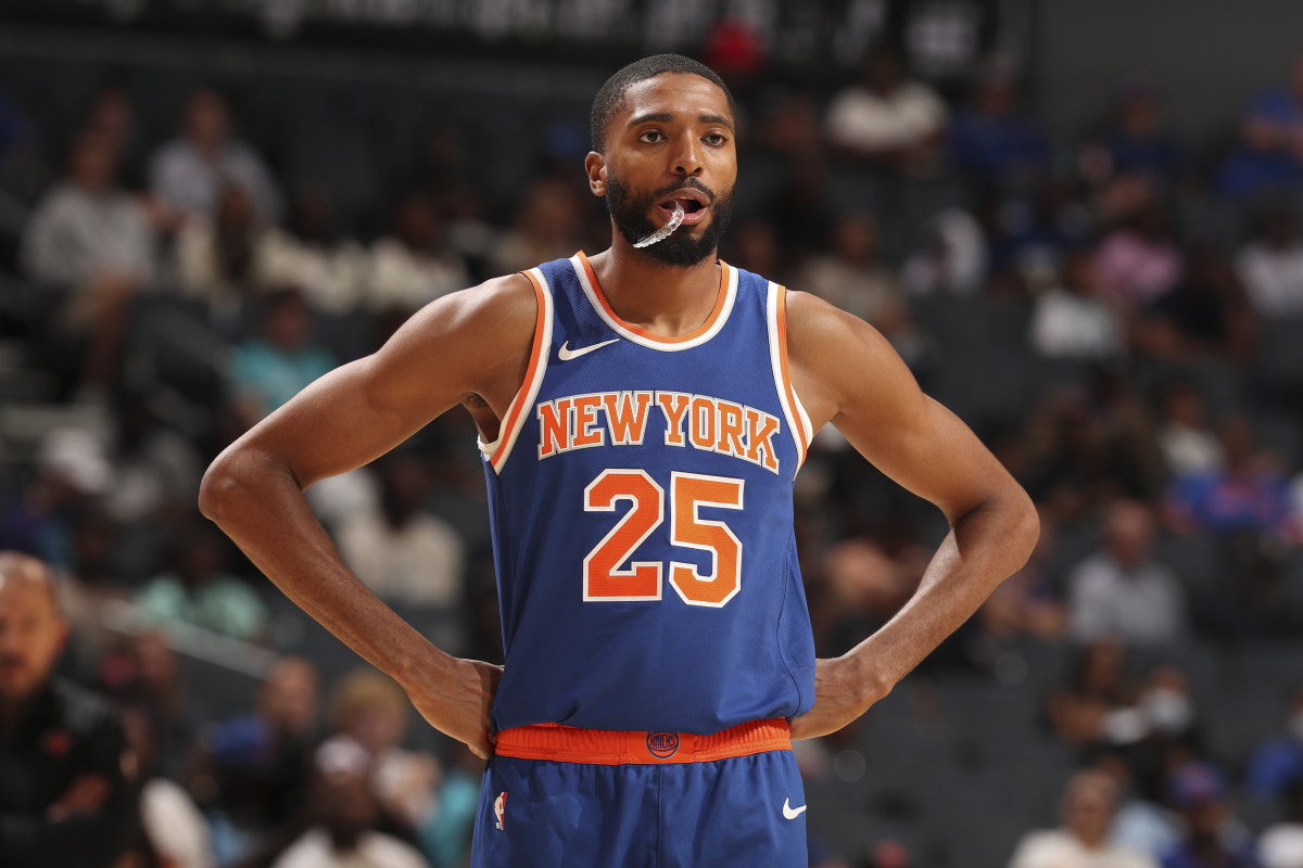 Mikal Bridges on the court for the Knicks.