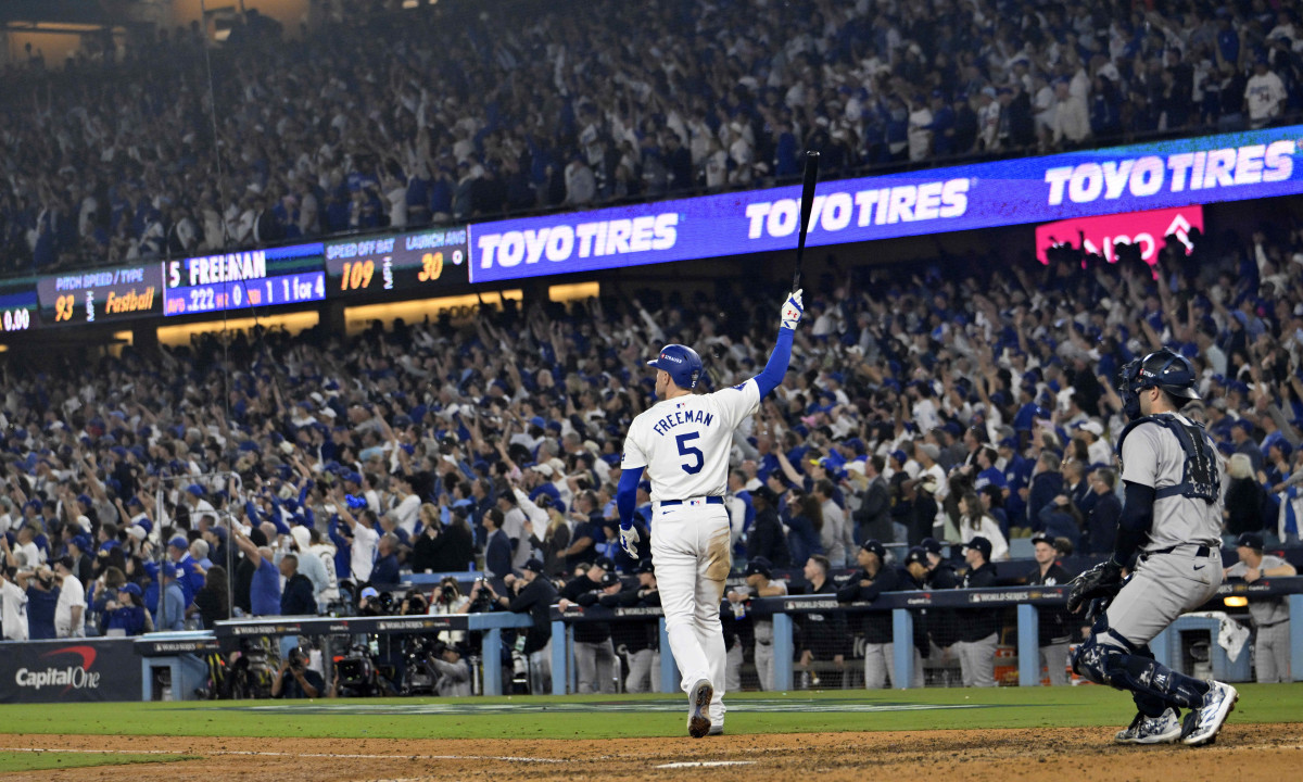 Video Of MLB Legend Vin Scully Calling Freddie Freeman's Walk-Off Grand ...