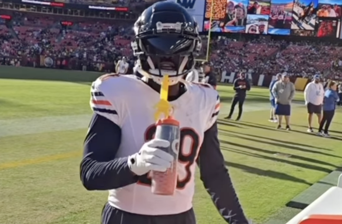 Tyrique Stevenson Caught Making Bet With Commanders Fan Before Game ...