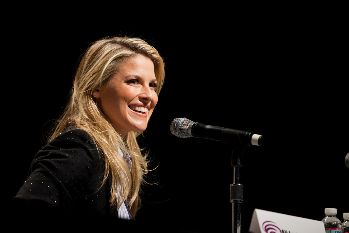 Ali Larter Goes Viral With Swimsuit Photo At 48 - The Spun