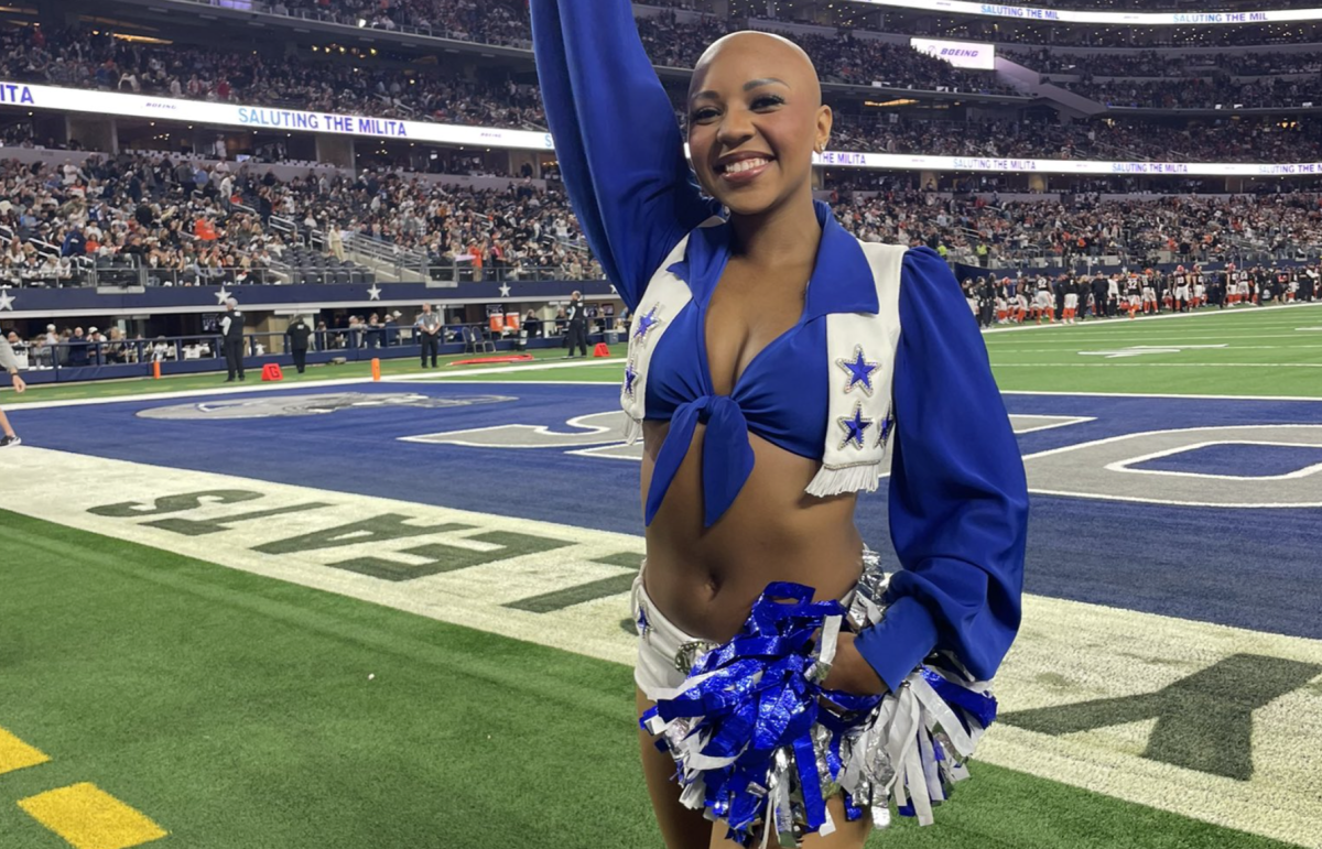 A Dallas Cowboys Cheerleader Went Bald Monday Night - Here's Why - The Spun