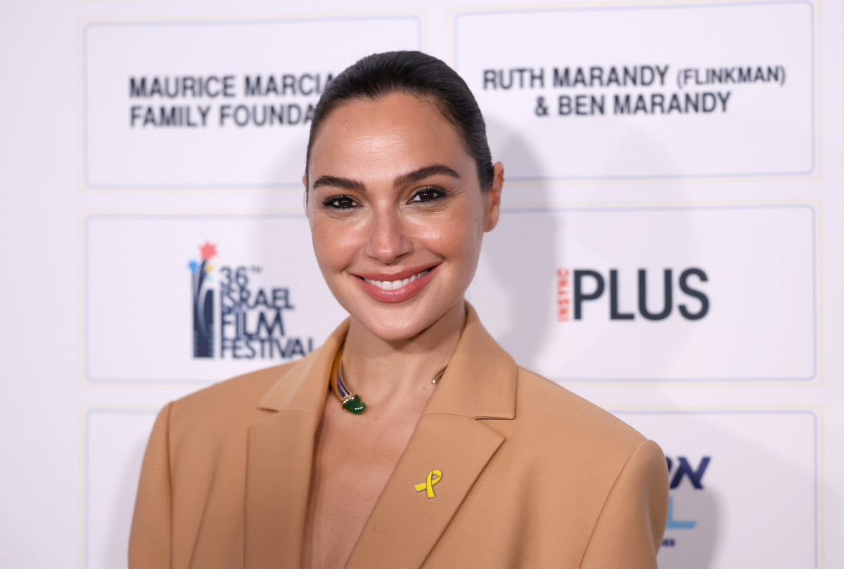Prayers Pouring In For 'Wonder Woman' Star Gal Gadot The Spun