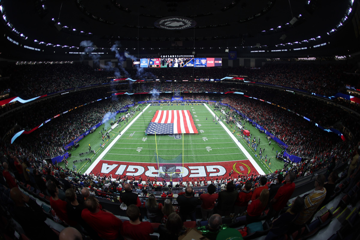 Video Epic National Anthem At Sugar Bowl Is Going Viral The Spun