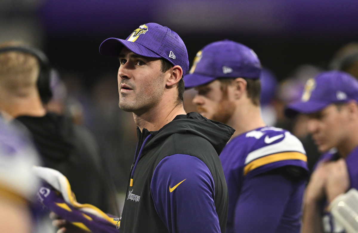 Vikings Cut Quarterback After Reaching Decision On Daniel Jones - The Spun