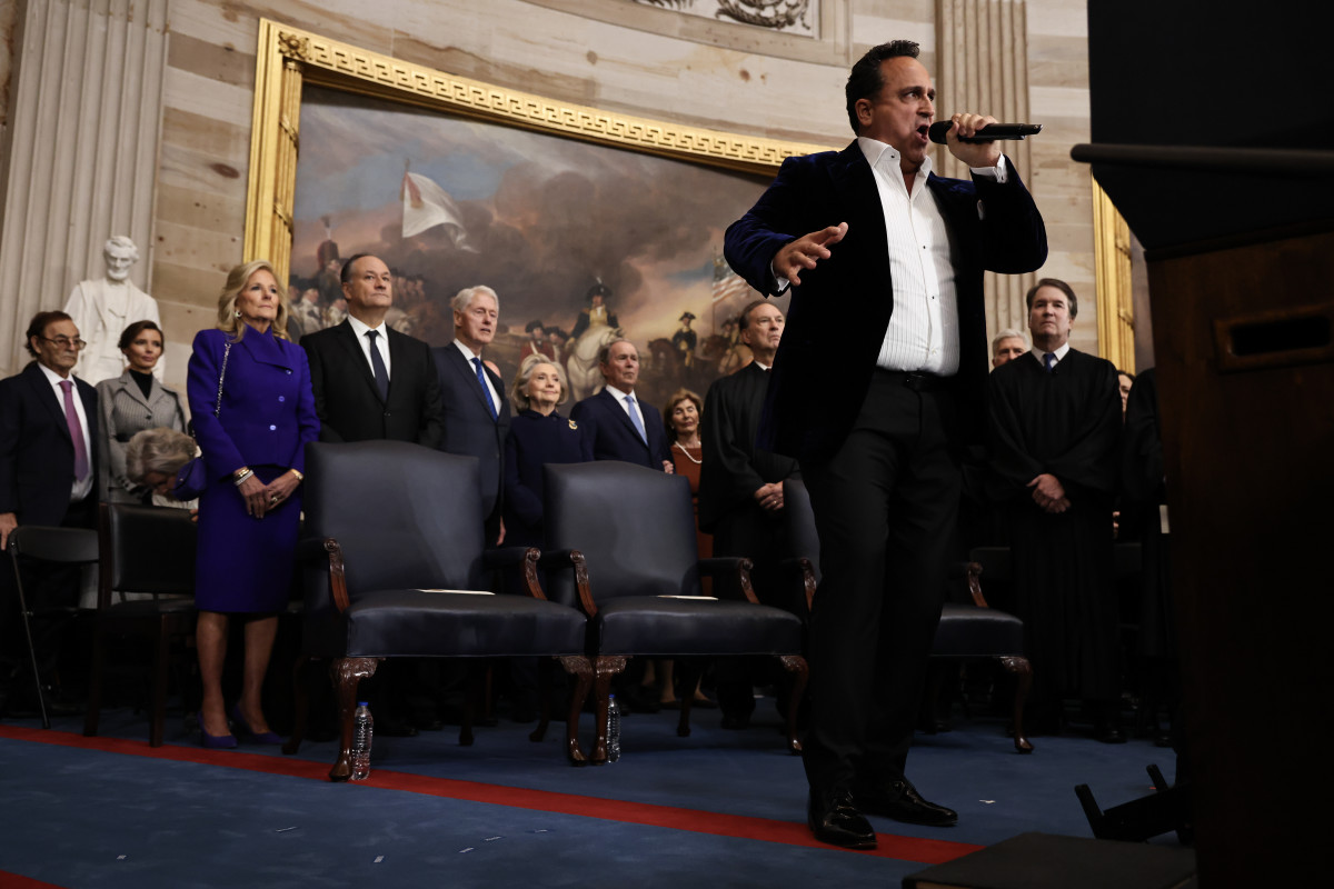 Why we go to school. Why did you dicede или why did decide you. And why did you do that. Why you doing. Did you say дому cosa.