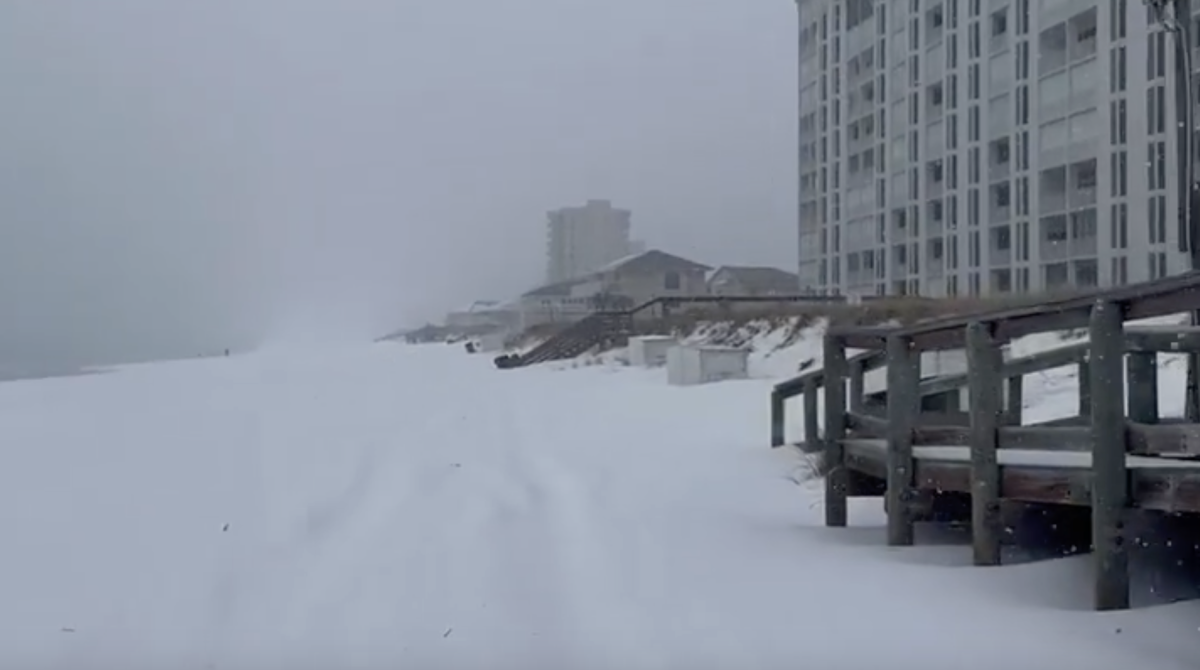 'Wow!' Florida Beach Shocks With Crazy Weather On Tuesday The Spun