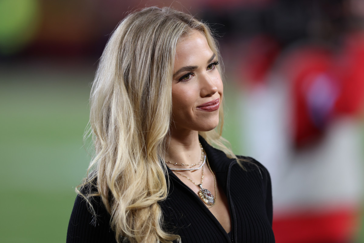 nfl-owner-s-daughter-grabs-attention-in-short-dress-at-coachella-the-spun