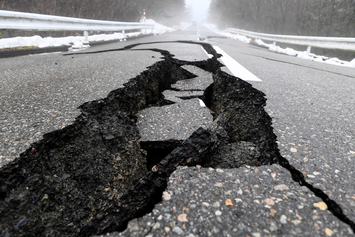 Earthquakes strike.