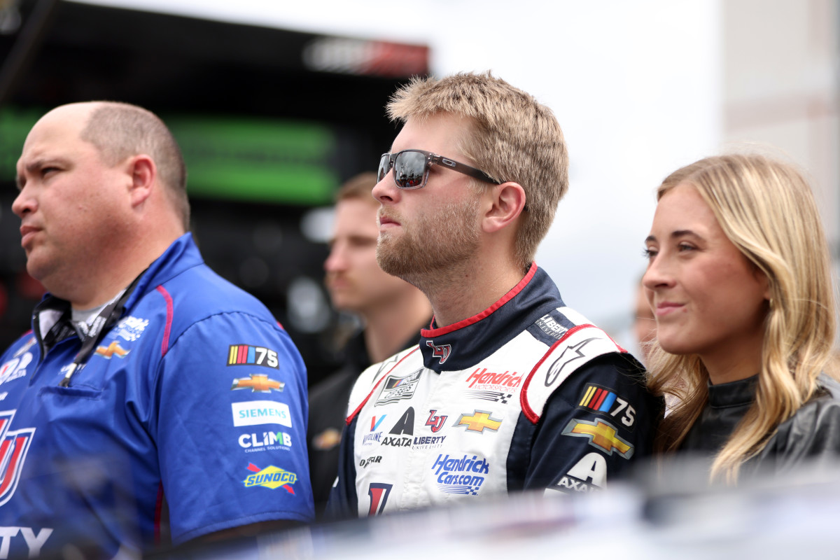 Everyone's Obsessed With NASCAR Driver's Sister At The Daytona 500