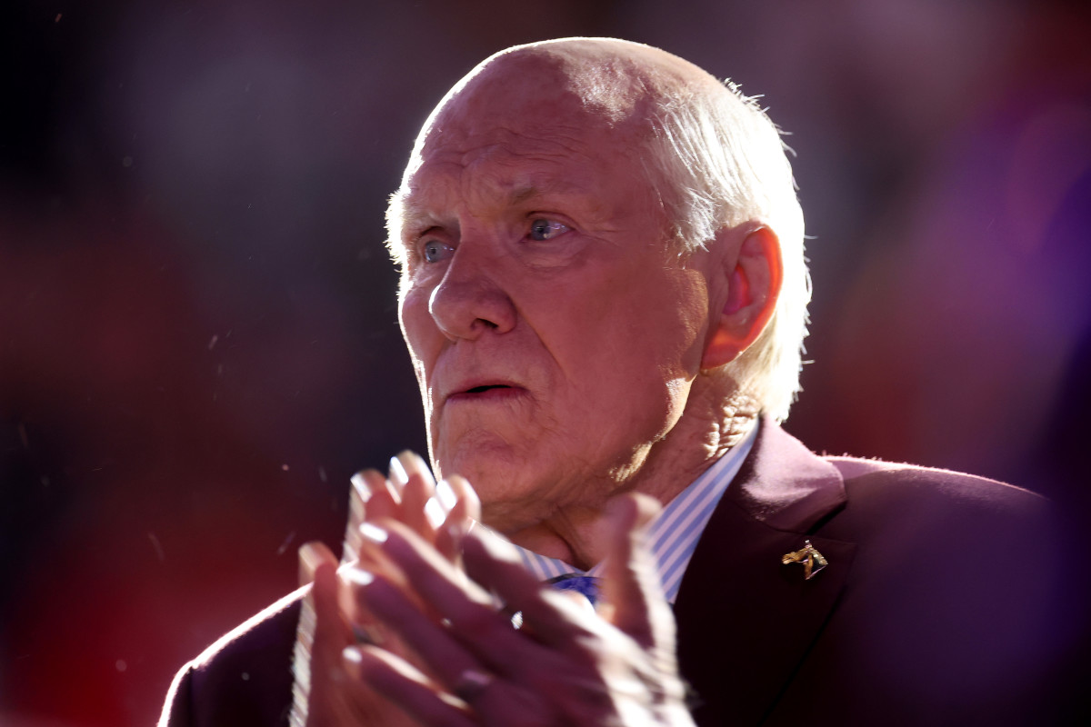 Terry Bradshaw Furious With TSA Treatment At The Airport - The Spun