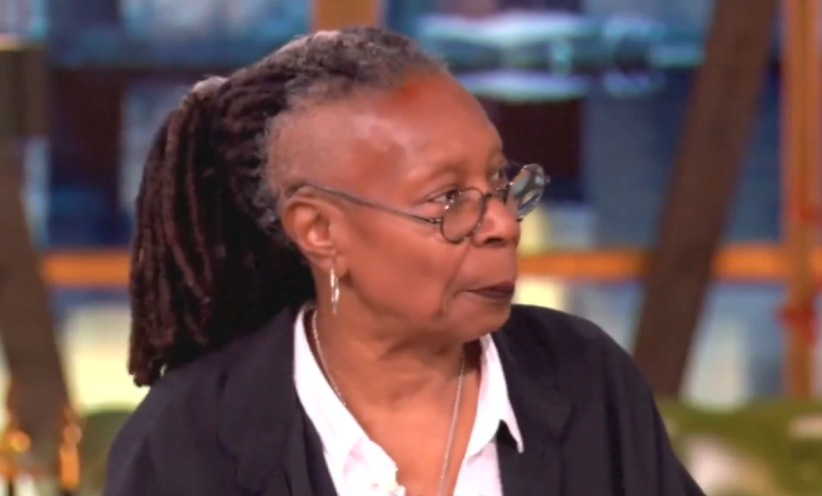 Whoopi Goldberg Shares Controversial Stance On Transgender Athletes - The  Spun